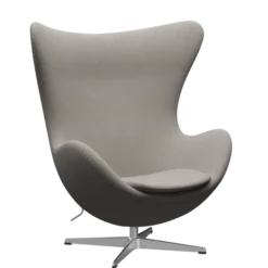 3316 Ægget loungestol, stel i børstet aluminium af Arne Jacobsen
