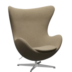 3316 Ægget loungestol, stel i børstet aluminium af Arne Jacobsen