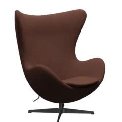 3316 Ægget loungestol, stel i sort af Arne Jacobsen