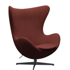 3316 Ægget loungestol, stel i sort af Arne Jacobsen