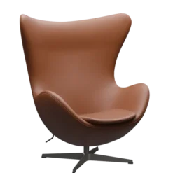 3316 Ægget loungestol, stel i warm graphite af Arne Jacobsen