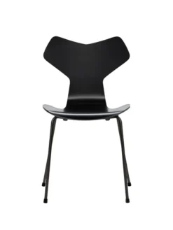 3130 Grand Prix stol lakeret af Arne Jacobsen
