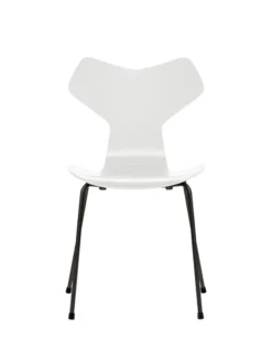 3130 Grand Prix stol lakeret af Arne Jacobsen