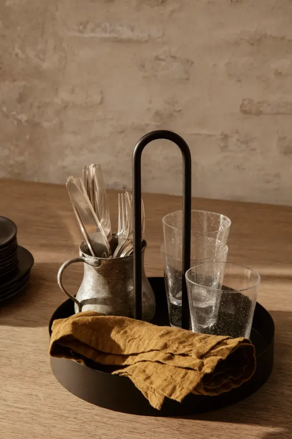 Grib Tray fra Ferm Living