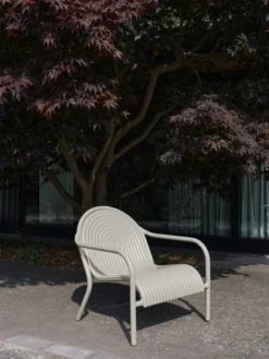 Groove udendørs loungestol fra Tom Dixon