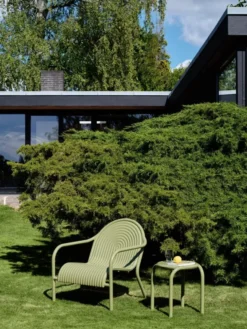Groove udendørs loungestol fra Tom Dixon