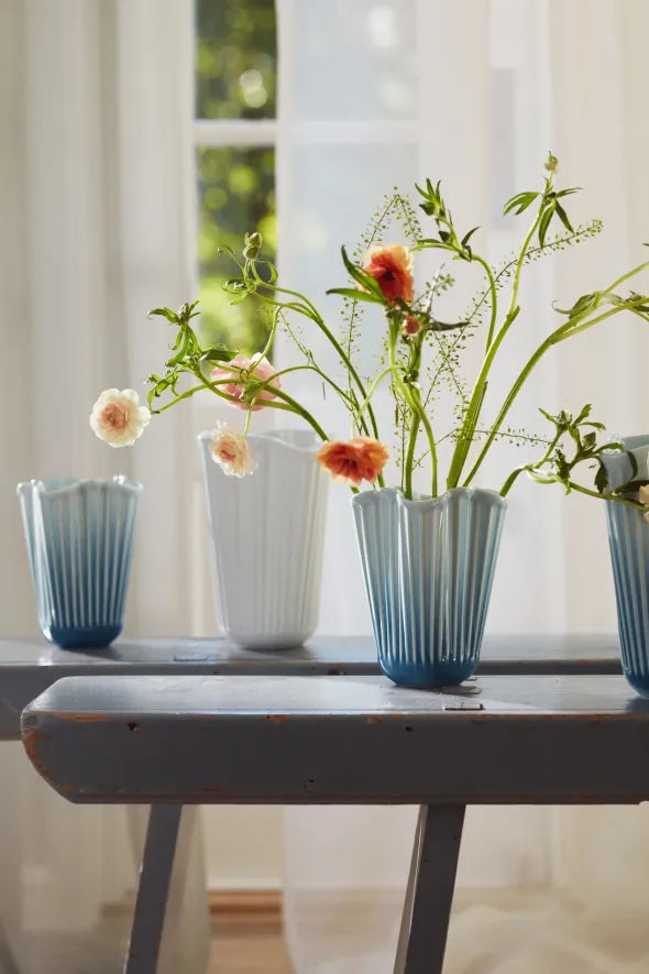 Hammershøi Unfold vase, blå fra Kähler