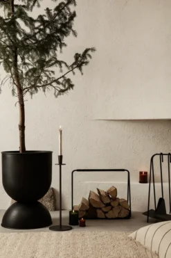 Hourglass Pot, sort fra Ferm Living