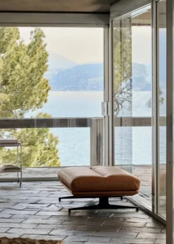 Inland AV32 Pouf fra &Tradition