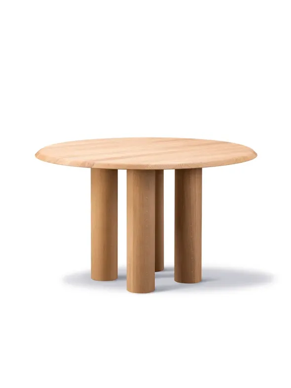 Islets Spisebord, eg lys olie fra Fredericia Furniture