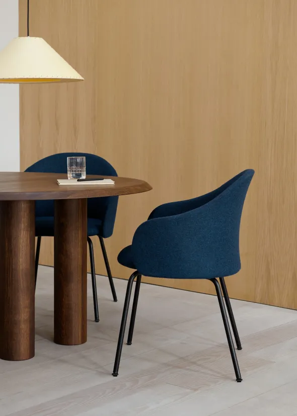 Islets Spisebord, eg røget olie fra Fredericia Furniture