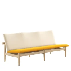 Japan 3 pers. sofa, eg klar olie af Finn Juhl