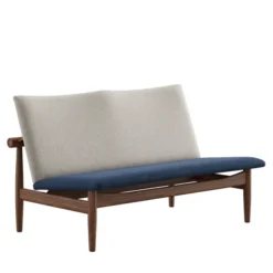 Japan 2 pers. sofa, valnød af Finn Juhl