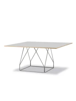 JG Table 140x140 cm fra Fredericia Furniture