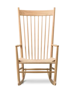 J16 Gyngestol af Hans J. Wegner