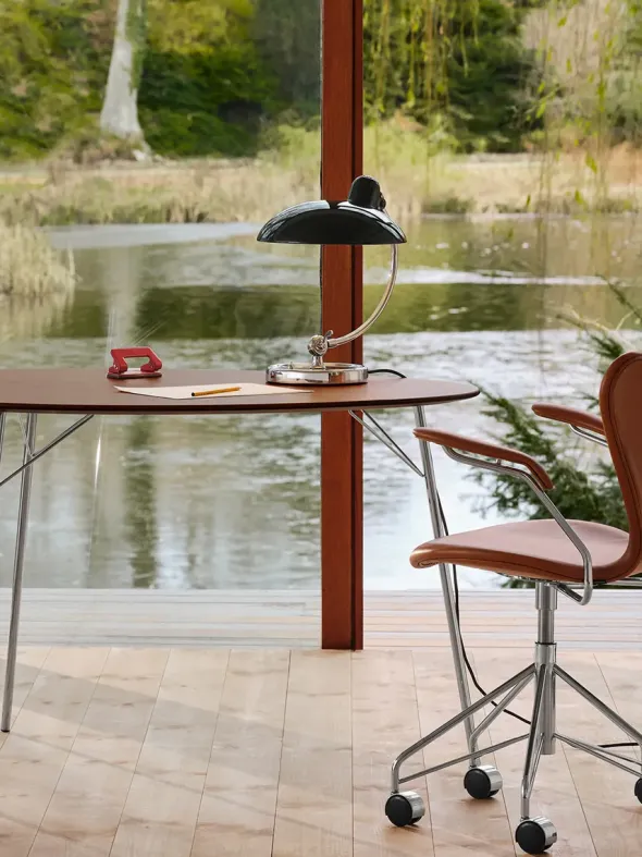Kaiser Idell Bordlampe fra Fritz Hansen