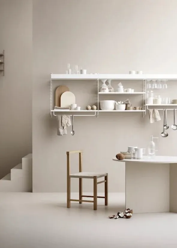Køkkenreol, bundle A fra String Furniture