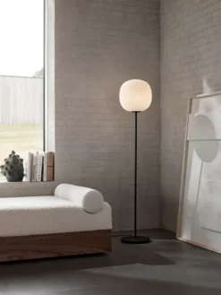 Lantern gulvlampe fra New Works