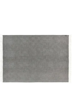 La Paz Plaid, dark grey fra Silkeborg Uldspinderi