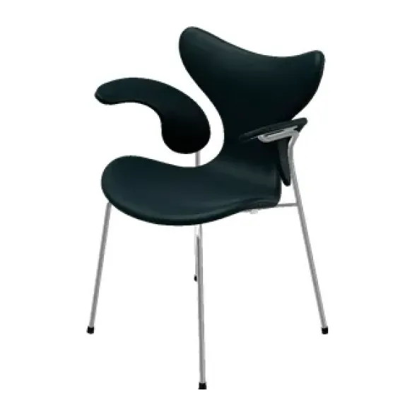 3208 Liljen med armlæn af Arne Jacobsen