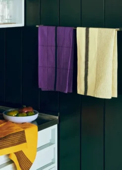Linear Tea Towel fra Hay