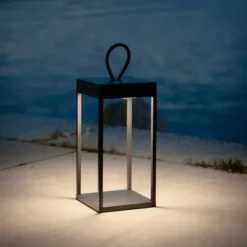 Lucerna lanterne med LED fra Loom Design