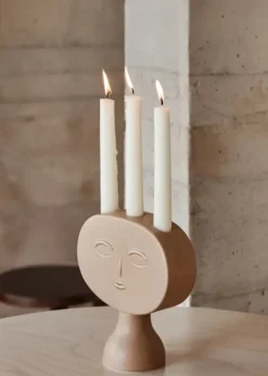 Lucia Candleholder fra Artek