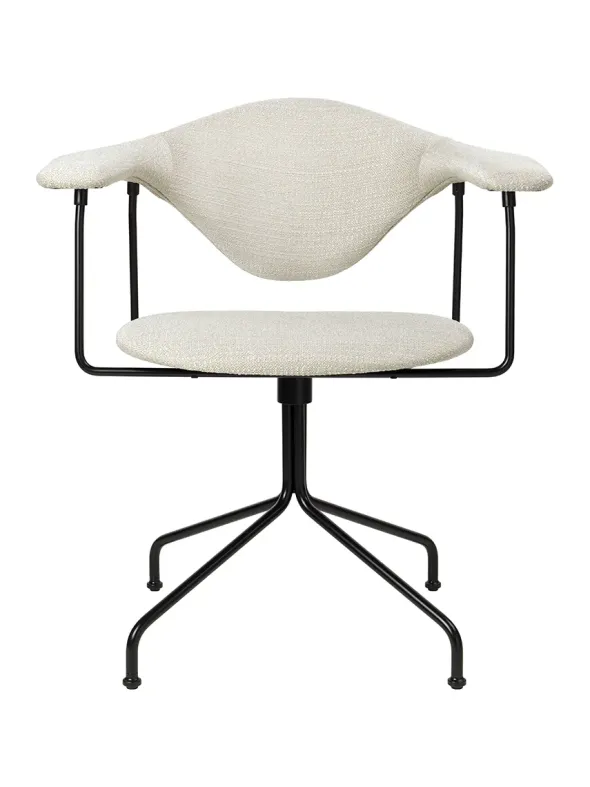 Masculo Meeting Chair fra GUBI