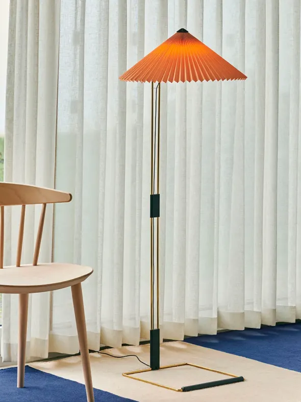 Matin gulvlampe fra Hay