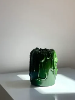 Michael Kvium Jam Vase, juniper fra raawii