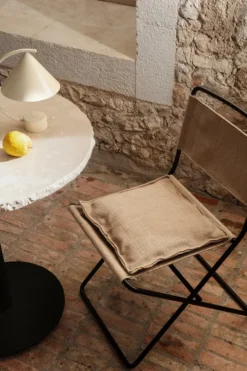 Mineral Café Table fra Ferm Living