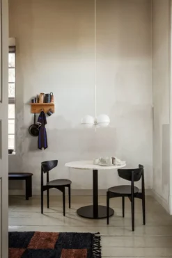 Mineral Dining Table fra Ferm Living