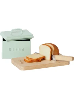 Miniature brødboks med tilbehør fra Maileg