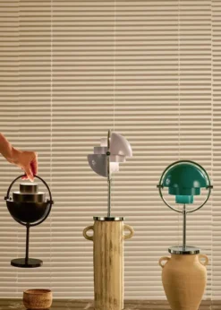 Multi-Lite Portable Bordlampe fra GUBI