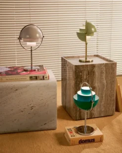 Multi-Lite Portable Bordlampe fra GUBI