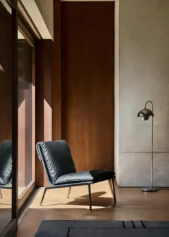 Muno LN18 Lounge Chair fra &Tradition