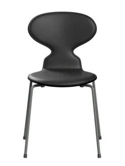 3101 Myren Stol, forsidepolstret af Arne Jacobsen