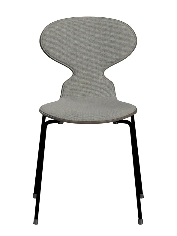 3101 Myren Stol, forsidepolstret af Arne Jacobsen
