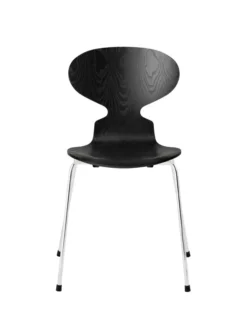 3101 Myren Stol i farvet ask af Arne Jacobsen