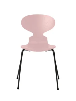 3101 Myren Stol i farvet ask af Arne Jacobsen