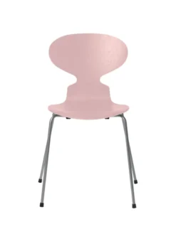 3101 Myren Stol i farvet ask af Arne Jacobsen