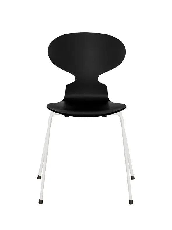 3101 Myren Stol lakeret af Arne Jacobsen
