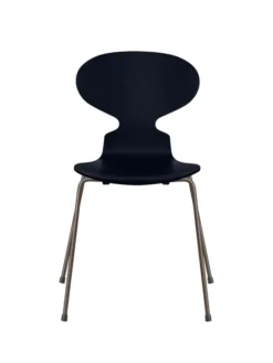 3101 Myren Stol lakeret af Arne Jacobsen