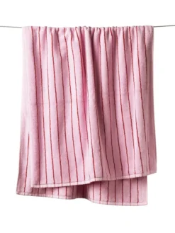 Naram towel - Baby pink & Ski patrol fra Bongusta
