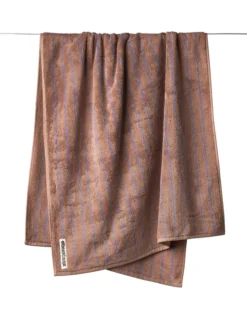 Naram towel - Camel & Ultramarine blue fra Bongusta
