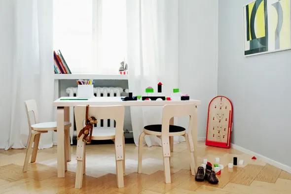 N65 Barnestol fra Artek