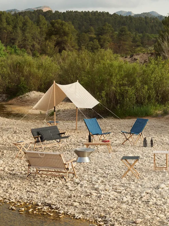Outdoor Market Folding Sofa fra Hay