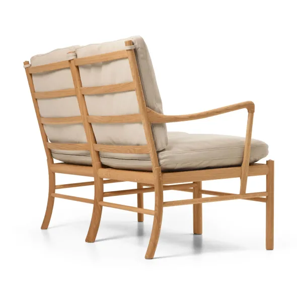 OW149-2 Colonial sofa eg olie, Terra-læder af Ole Wanscher