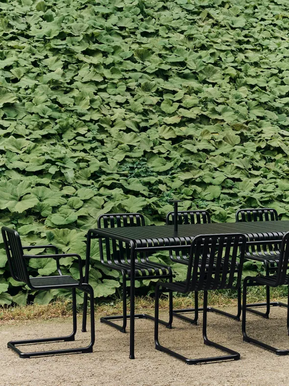 Palissade Cantilever Armchair fra Hay