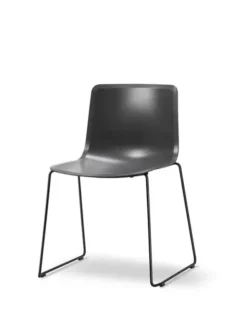 Pato Stol, medestel fra Fredericia Furniture